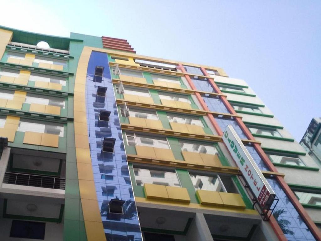 Clover City Center Plus Hotel Янгон Екстер'єр фото