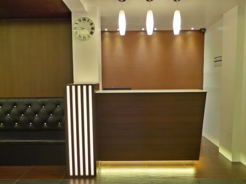 Clover City Center Plus Hotel Янгон Екстер'єр фото